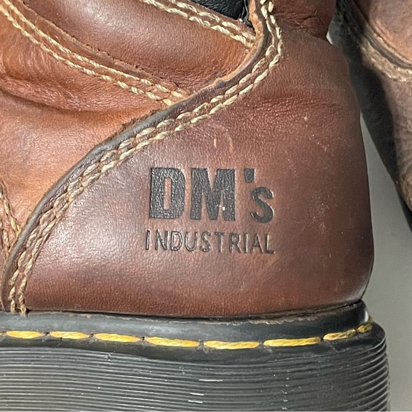 Dr Marten Industrial Steel Toe 8845 Work Boots Mens 10 Slip Resistant - Picture 14 of 14